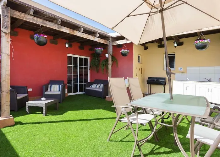 Villa Blanca Homestay